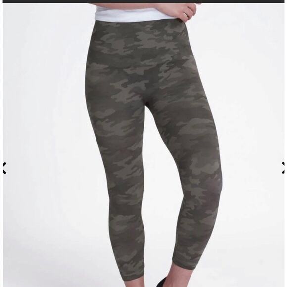 Spanx 'Look At Me Now' High Waisted Seamless Legging Camo Green Size Small - Picture 6 of 7